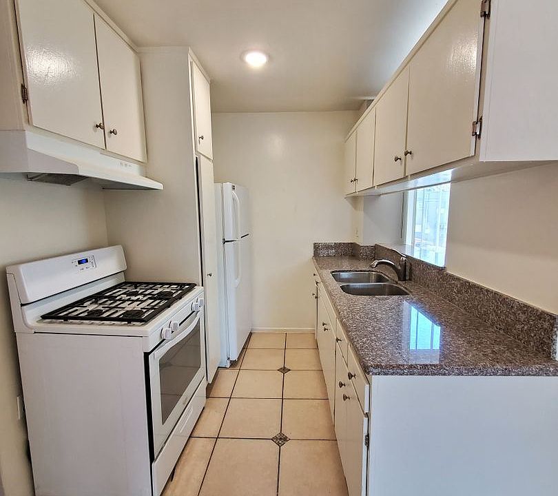 1st image of 6701 Fountain Ave APT 202
