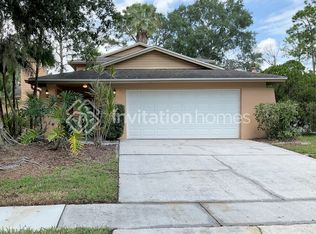 15710 Gardenside Ln, Tampa, FL 33624