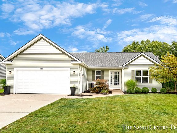 2nd image of 10249 Lynwood Ln