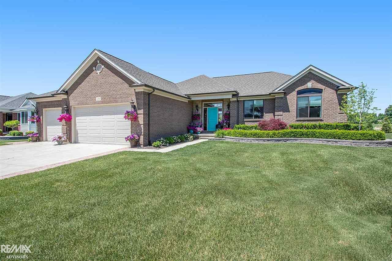 1286 S River Pointe Ln, Saint Clair, MI 48079 Zillow