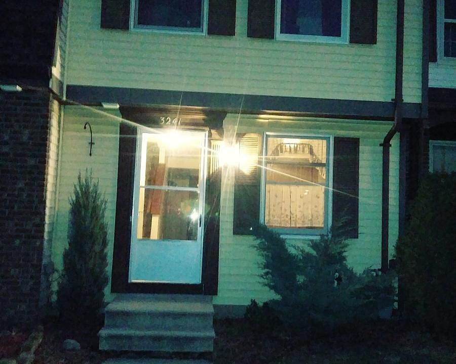 1st image of 3241 Sherwood Dr #Townhouse