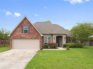 42455 Blythwood Blvd, Ponchatoula, LA 70454