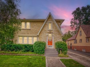 1608 Henry Pl, Waukegan, IL 60085