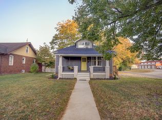 1021 E B St, Belleville, IL 62220