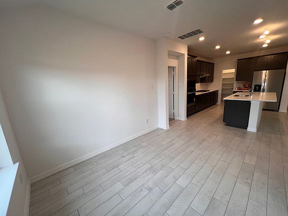 5th image of 4008 Limestone Bluff Dr