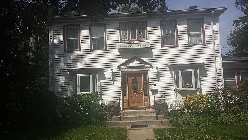 2nd image of 570 Springdale Ave