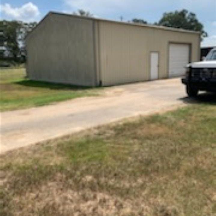 2nd image of 383 Crain Rd