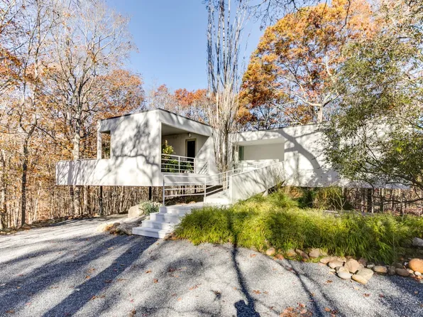 43 Timber Trl, Amagansett, NY 11930