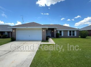 3681 Berrypatch Ln, Pace, FL 32571
