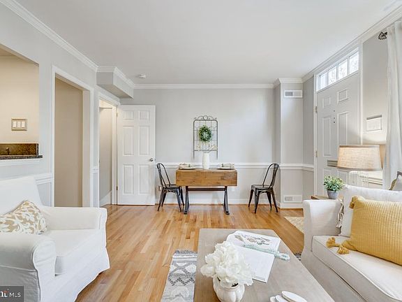 5th image of 560 N Saint Asaph St