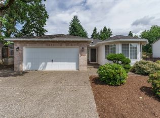 8261 SW Matthew Park St, Tigard, OR 97224