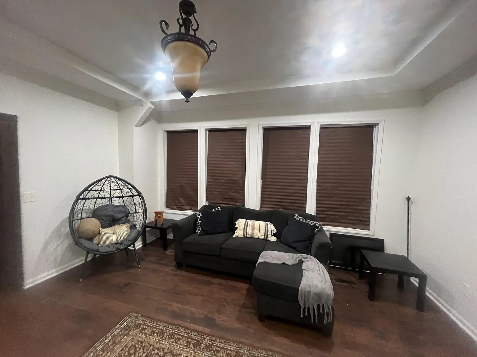 3 bed, 2.0 bath, 1048 sqft, $957 — Photo 4