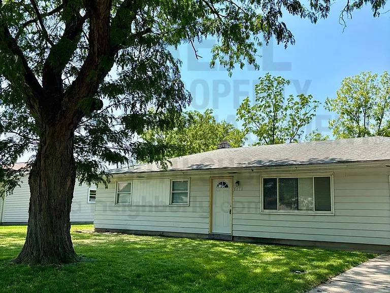 8018 Taney Pl — Photo 1