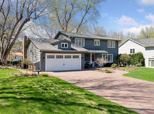 506 Milbert Rd, Minnetonka, MN 55305