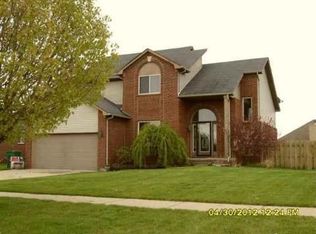 31130 Blue Heron Dr, Chesterfield, MI 48047