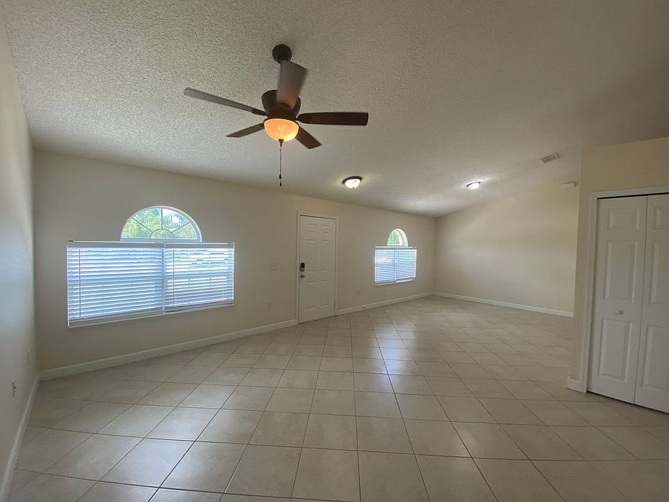 960 Fort Smith Blvd, Deltona, FL 32738 Zillow
