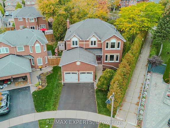 3rd image of 231 Mossbrook Sq