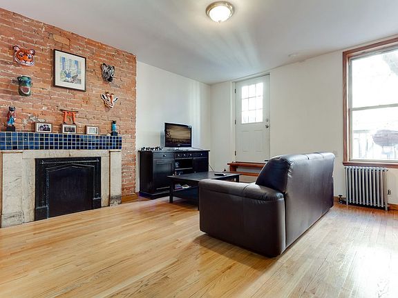3rd image of 45 W 8th St APT 3R