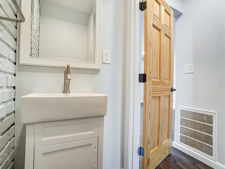 5701 Montgomery Rd #1 — Photo 13