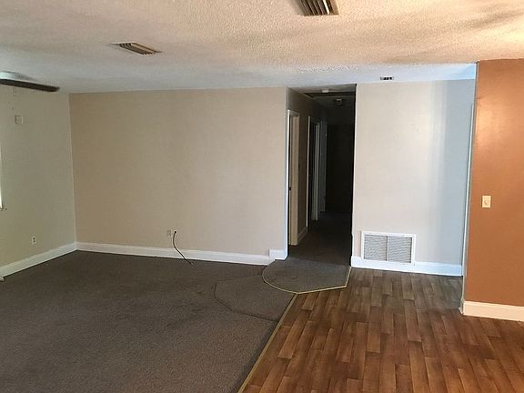 4th image of 1070 Molaki Dr