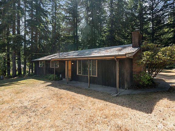 3rd image of 1835 Maple Valley Road SW