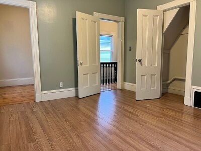 1st image of 374 Highland Ave #1