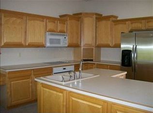 3037 N Pepper Ridge Ct, Wichita, KS 67205