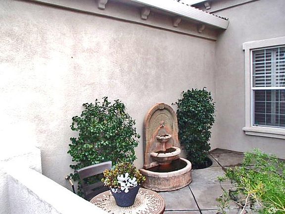 4th image of 348 Lockeford Springs Ct