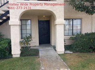 2554 Olive Dr APT 15, Palmdale, CA 93550