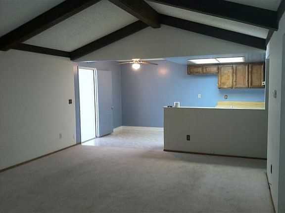 4th image of Shaddick Dr