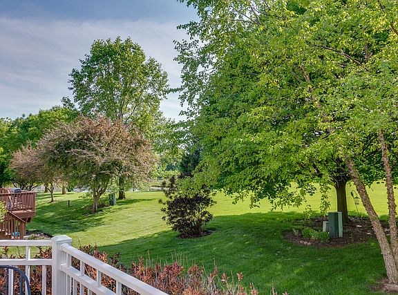 2nd image of 345 Normandie Dr