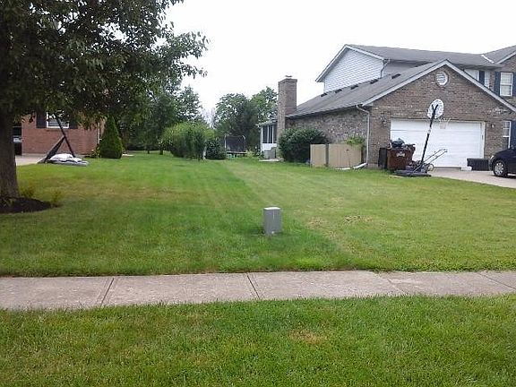 2nd image of 7051 Devon Dr