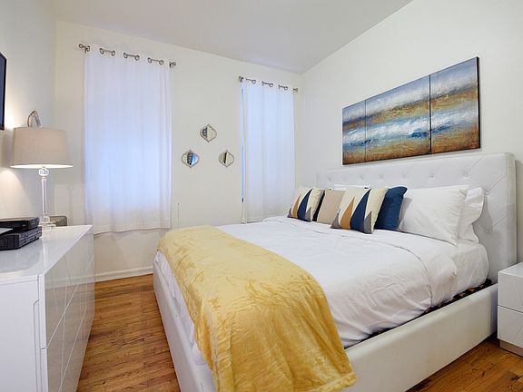 5th image of 331 E 14th St APT 2D