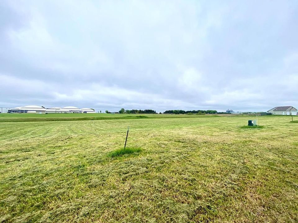2nd image of Glynn L6b2 Ave NE