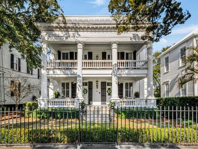 180 Broad St APT A, Charleston, SC, 29401