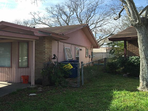 3rd image of 4921 Pels Ave