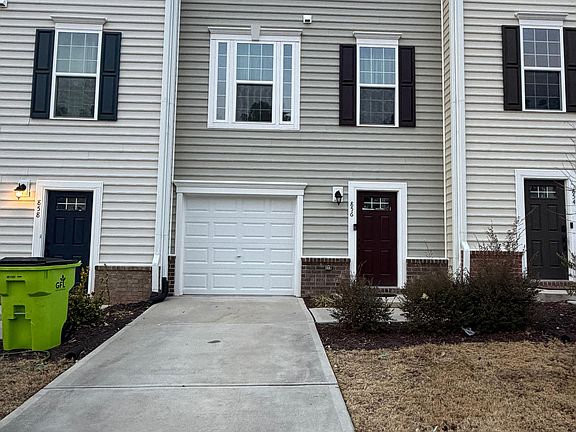 3rd image of 856 Romeria Dr