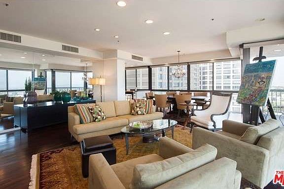 3rd image of 10750 Wilshire Blvd APT 805