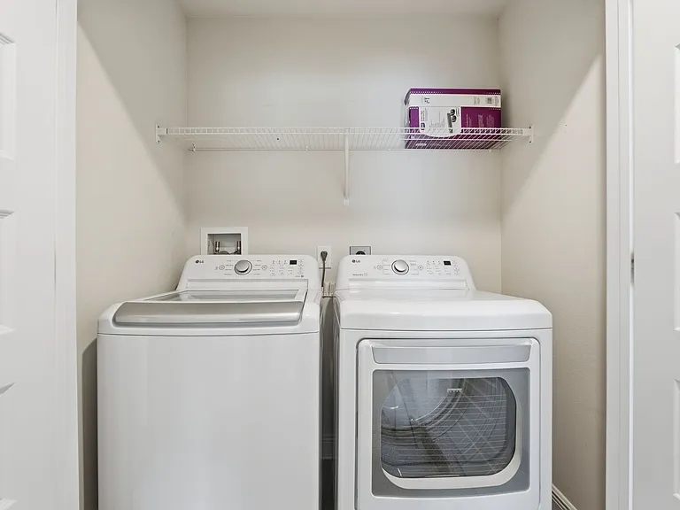 1678 Caleigh Ct #1 — Photo 16