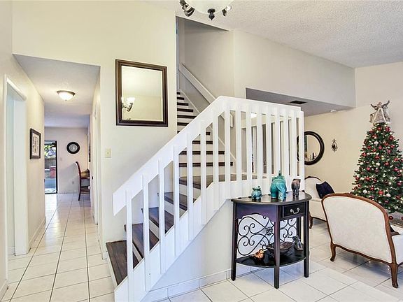 5th image of 4916 Melrow Ct