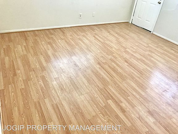 5th image of 4708 San Jacinto St APT 6