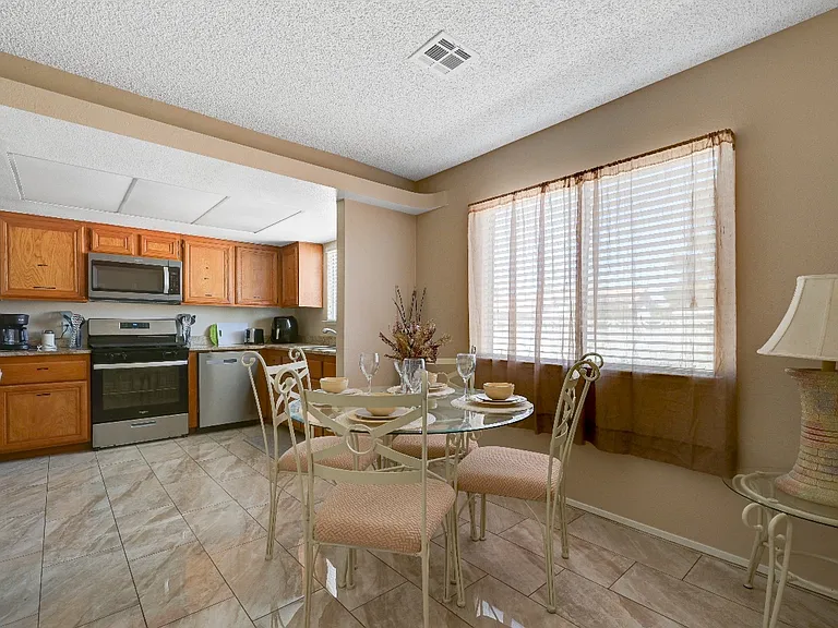 6600 Light Breeze Dr — Photo 6