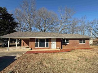 1003 N Fir St, Beebe, AR 72012