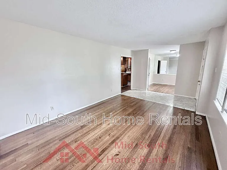 3856 Warrington Cv — Photo 5