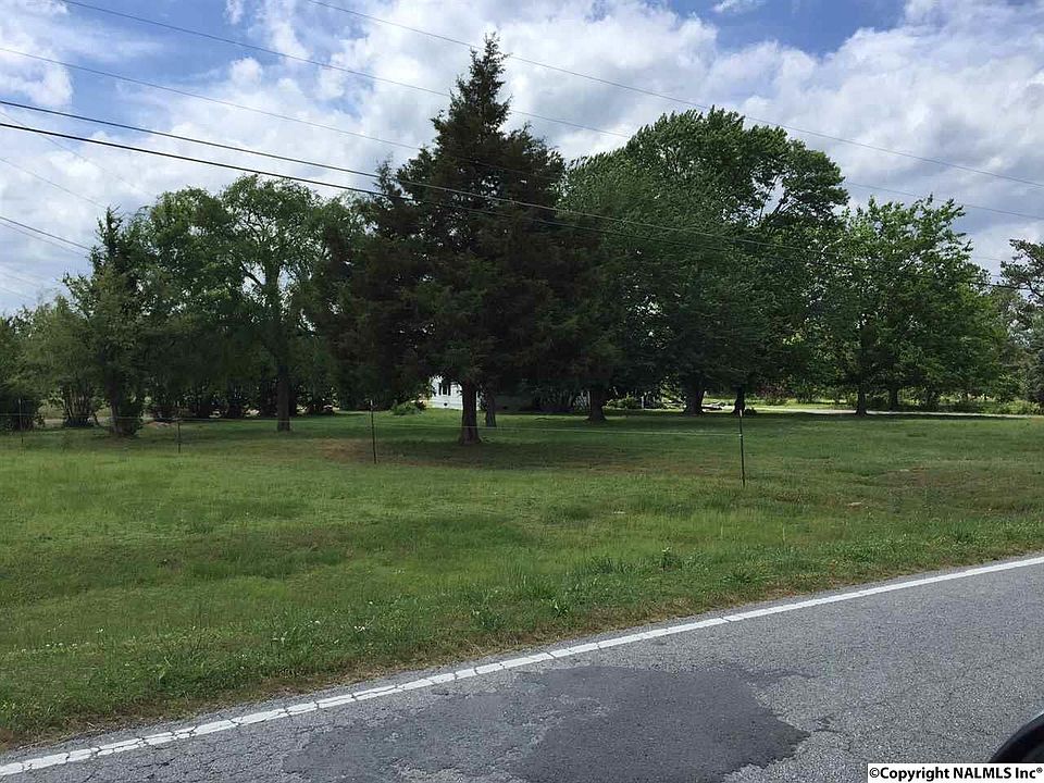 2nd image of 2032 Martling Gap Rd
