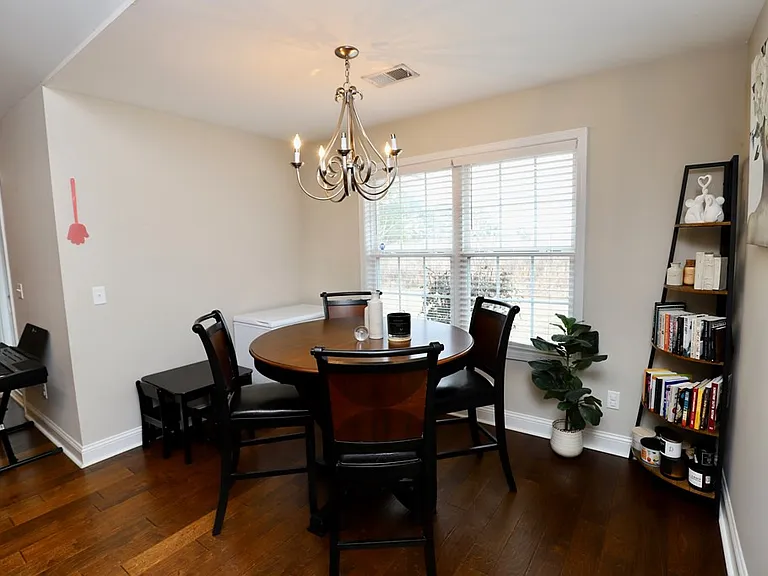 513 Waterlily Dr — Photo 53