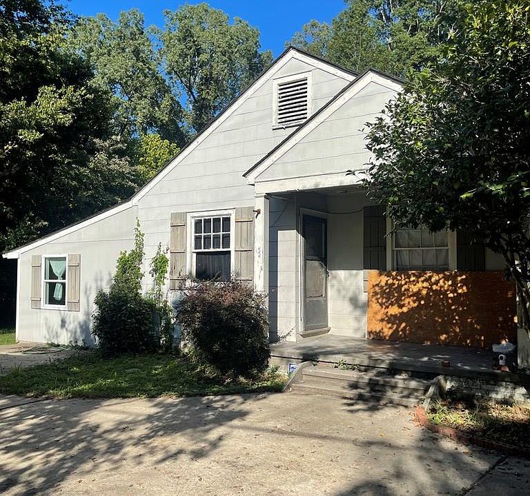 2nd image of 333 Lake Hill Dr