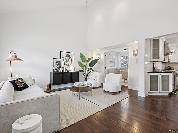 4th image of 8262 Johnson Court