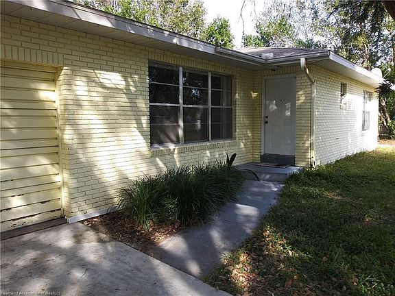 3rd image of 1418 Lake Josephine Dr