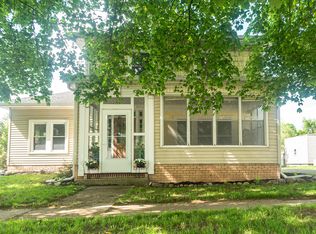222 W Michigan Ave, Clinton, MI